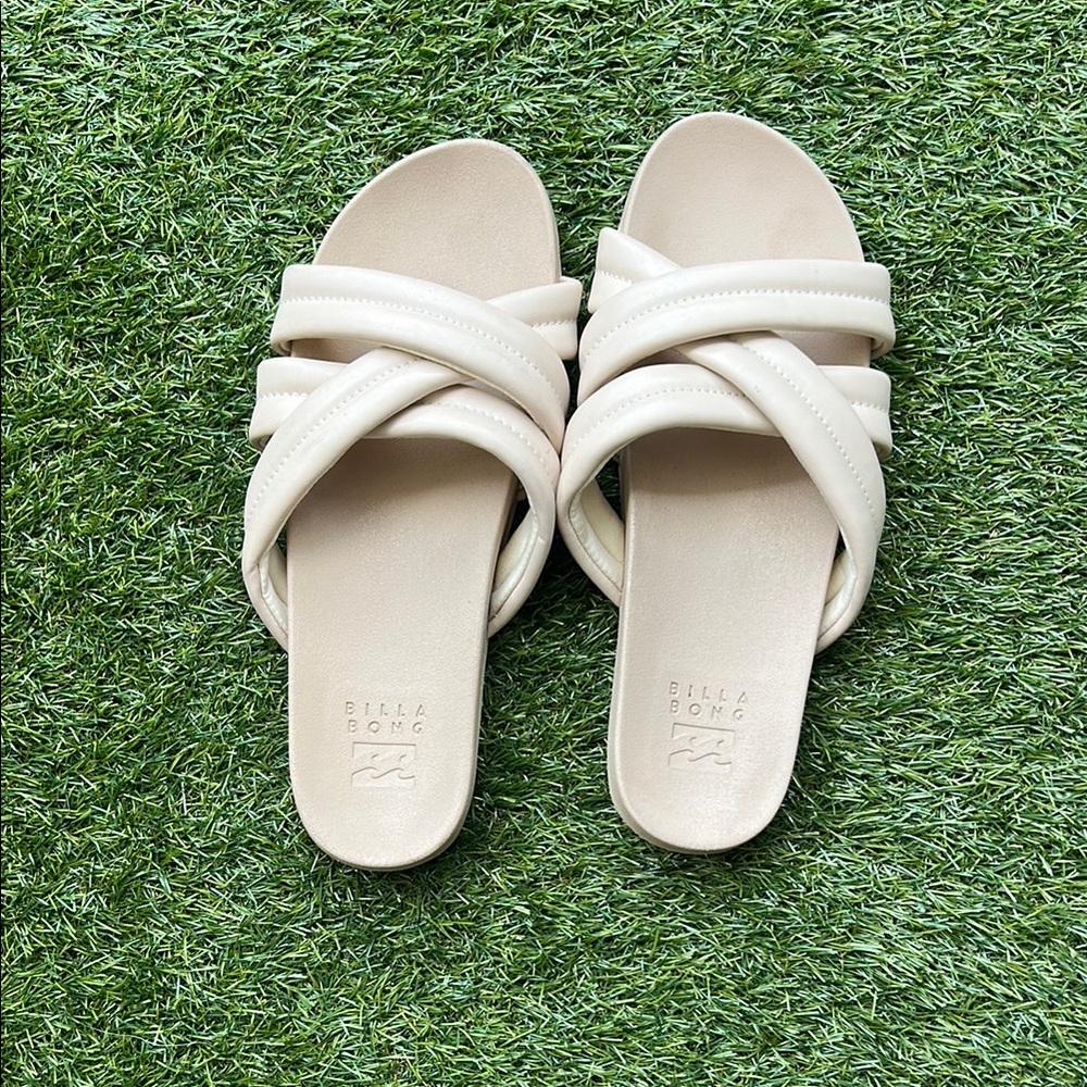 Billabong Cream Sandals Minimalist Slide Design